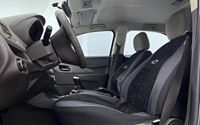 imagem-https://www.socarrao.com.br/sc-vehicle-images-prod/4254454/1790887904121-8523600_8_B_10c5c37725.jpeg