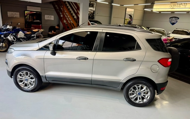 imagem-https://www.socarrao.com.br/sc-vehicle-images-prod/4254466/1790887985315-12_055234.jpg