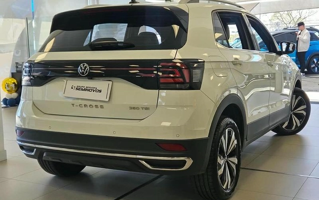 imagem-https://www.socarrao.com.br/sc-vehicle-images-prod/4254476/1790888134386-8512859_7_B_a2cda8a818.jpeg