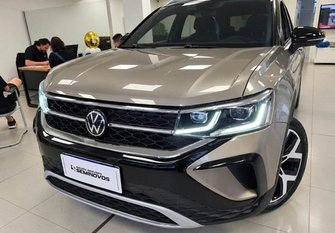 Volkswagen Taos 2024 Bege — foto 1 de 3