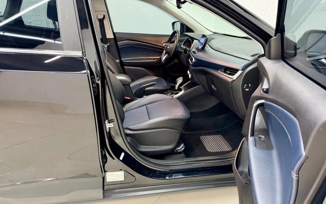 imagem-https://www.socarrao.com.br/sc-vehicle-images-prod/4254557/1790890565681-8535805_19_B_eba64b38a5.jpeg