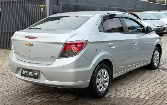 imagem-https://www.socarrao.com.br/sc-vehicle-images-prod/4254558/1790888701917-SU1HXzE5MjYuanBlZw.jpeg