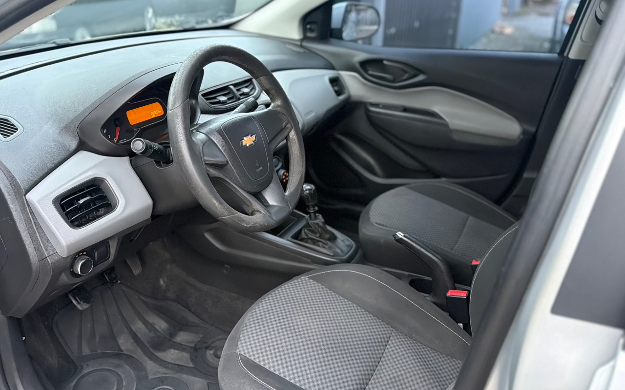 imagem-https://www.socarrao.com.br/sc-vehicle-images-prod/4254558/1790888702063-SU1HXzE5MzIuanBlZw.jpeg