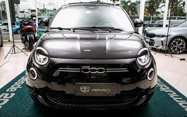 imagem-https://www.socarrao.com.br/sc-vehicle-images-prod/4254627/1790968318573-8535870_0_B_b949081dad.jpeg