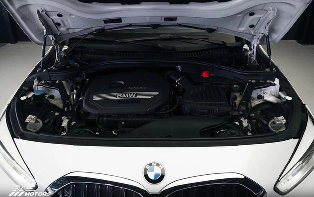imagem-https://www.socarrao.com.br/sc-vehicle-images-prod/4254633/1790889308110-8535869_12_B_12f9abf638.jpeg