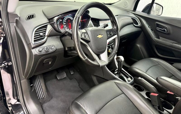 imagem-https://www.socarrao.com.br/sc-vehicle-images-prod/4254637/1790890600430-8535888_17_B_529eff54ed.jpeg