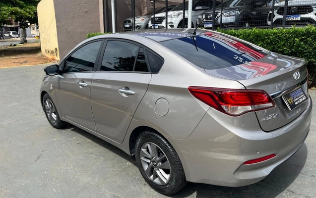 imagem-https://www.socarrao.com.br/sc-vehicle-images-prod/4254641/1791033994366-vu0hFYTSM4qD4gvLU2KwHQobpKeClCDr.jpg