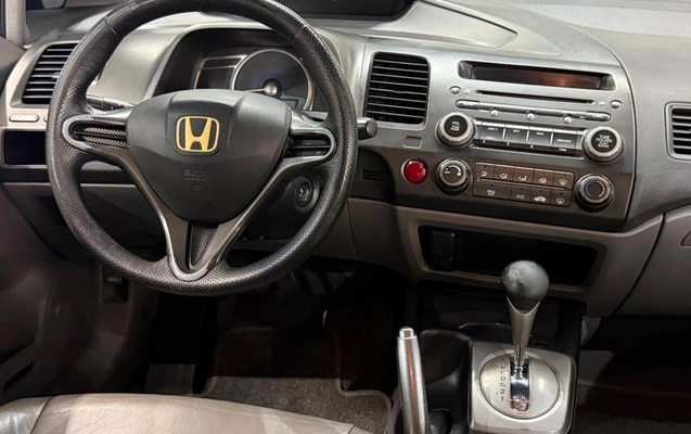imagem-https://www.socarrao.com.br/sc-vehicle-images-prod/4254657/1790889484857-8530902_15_B_2802ce2e84.jpeg