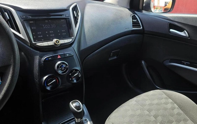 imagem-https://www.socarrao.com.br/sc-vehicle-images-prod/4254737/1790952041652-8517554_13_B_fe2569c16b.jpeg