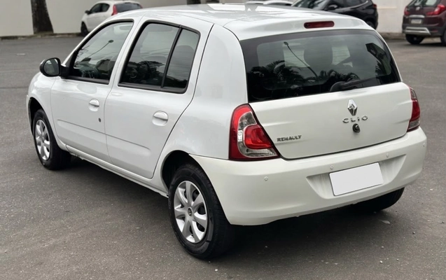 imagem-https://www.socarrao.com.br/sc-vehicle-images-prod/4254815/1791318228704-003_9ba593178dbf3ce4eaf316b664ac1519.jpg
