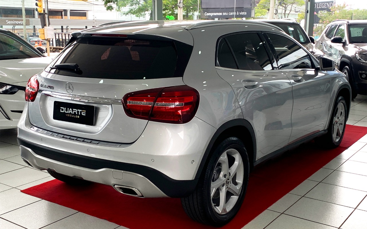 imagem-https://www.socarrao.com.br/sc-vehicle-images-prod/4254929/1790891580975-MDA4LmpwZw.jpg