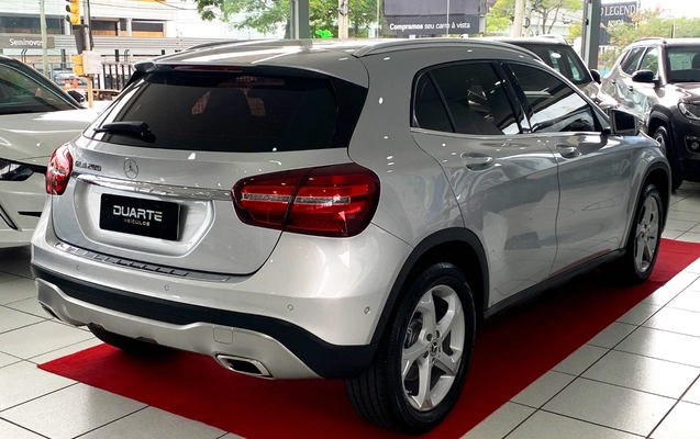 imagem-https://www.socarrao.com.br/sc-vehicle-images-prod/4254929/1790891580975-MDA4LmpwZw.jpg
