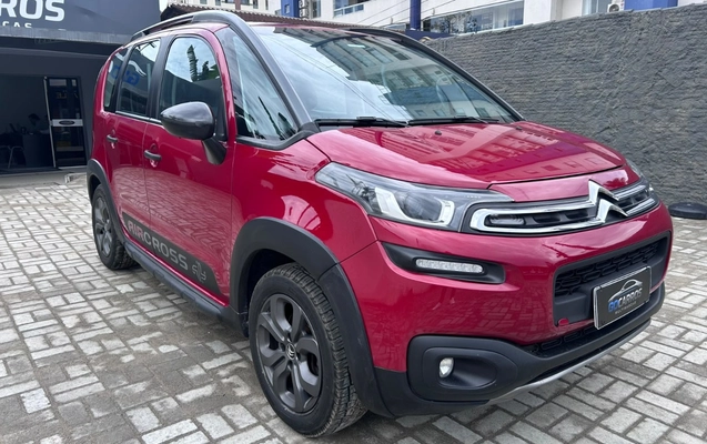 imagem-https://www.socarrao.com.br/sc-vehicle-images-prod/4255052/1792540669466-V2hhdHNBcHAgSW1hZ2UgMjAyNi0xMC0xMCBhdCAxMS40Mi4yNy5qcGVn.jpeg