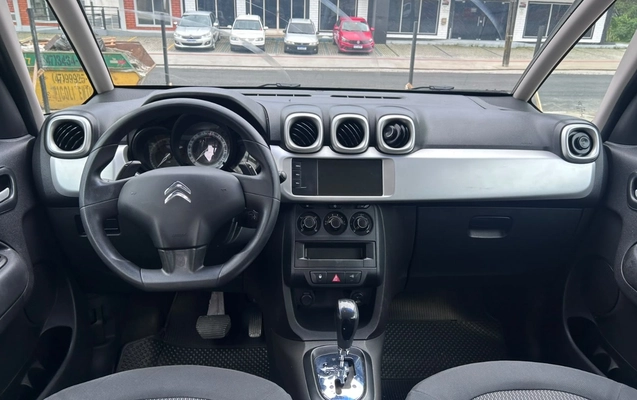 imagem-https://www.socarrao.com.br/sc-vehicle-images-prod/4255052/1792540669515-V2hhdHNBcHAgSW1hZ2UgMjAyNi0xMC0xMCBhdCAxMS40Mi4yOCAoMSkuanBlZw.jpeg