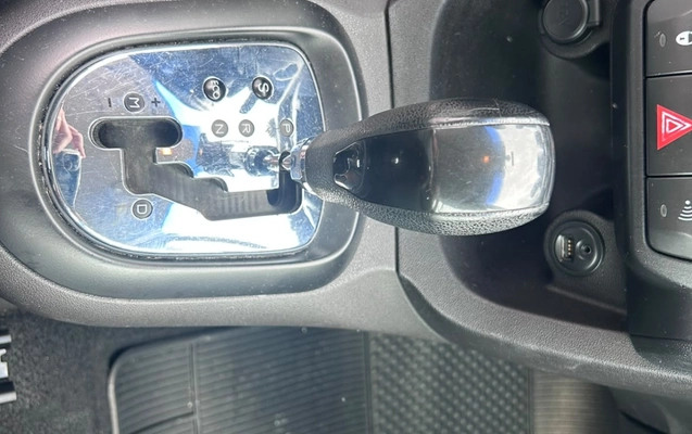 imagem-https://www.socarrao.com.br/sc-vehicle-images-prod/4255052/1792540669749-V2hhdHNBcHAgSW1hZ2UgMjAyNi0xMC0xMCBhdCAxMS40Mi4yOCAoMykuanBlZw.jpeg