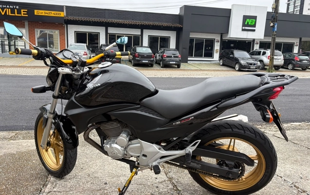 imagem-https://www.socarrao.com.br/sc-vehicle-images-prod/4255092/1790893213448-V2hhdHNBcHAgSW1hZ2UgMjAyNi0wOS0yMiBhdCAxNS41OS4zMyAoMikuanBlZw.jpeg