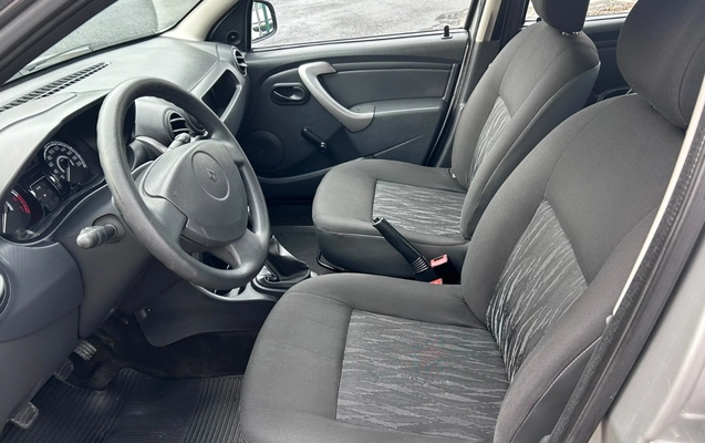 imagem-https://www.socarrao.com.br/sc-vehicle-images-prod/4255127/1790893465595-V2hhdHNBcHAgSW1hZ2UgMjAyNi0wOS0yMSBhdCAxNy4wMi4wOSAoMSkuanBlZw.jpeg