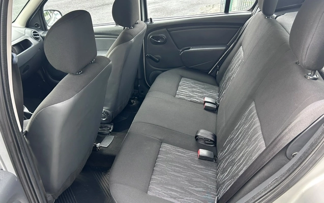 imagem-https://www.socarrao.com.br/sc-vehicle-images-prod/4255127/1790893465656-V2hhdHNBcHAgSW1hZ2UgMjAyNi0wOS0yMSBhdCAxNy4wMi4wOCAoNCkuanBlZw.jpeg