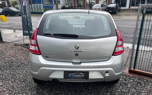 imagem-https://www.socarrao.com.br/sc-vehicle-images-prod/4255127/1790893465764-V2hhdHNBcHAgSW1hZ2UgMjAyNi0wOS0yMSBhdCAxNy4wMi4wOCAoMikuanBlZw.jpeg