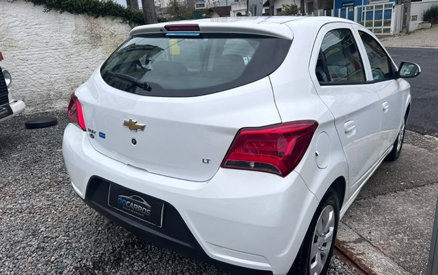 imagem-https://www.socarrao.com.br/sc-vehicle-images-prod/4255129/1790893654186-V2hhdHNBcHAgSW1hZ2UgMjAyNi0wOS0xMiBhdCAxNy41MC40NSAoMikuanBlZw.jpeg