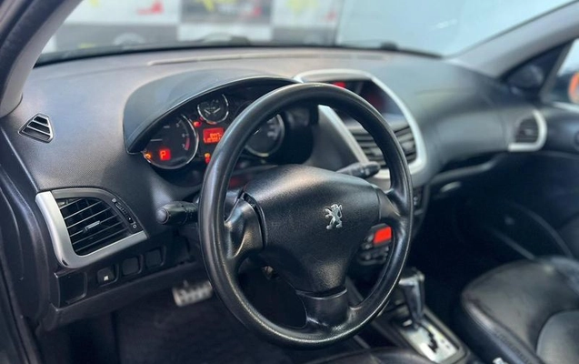 imagem-https://www.socarrao.com.br/sc-vehicle-images-prod/4255139/1790893948970-8107788_1_B_1cceeff490.jpeg