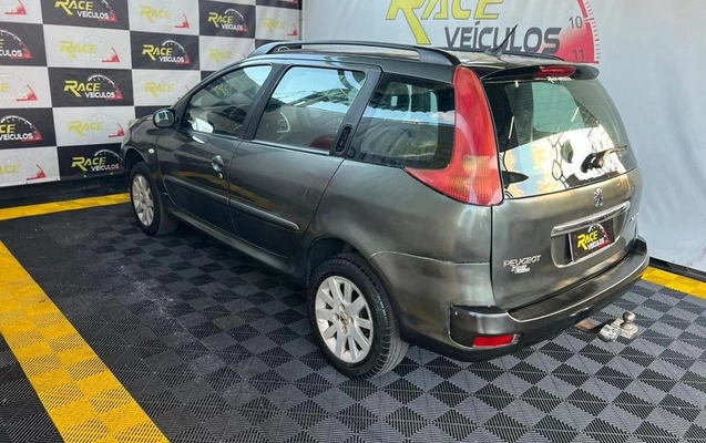 imagem-https://www.socarrao.com.br/sc-vehicle-images-prod/4255139/1790893948988-8107788_2_B_c2ef4d9872.jpeg