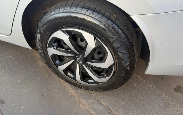 imagem-https://www.socarrao.com.br/sc-vehicle-images-prod/4255255/1790894910592-aeffcd7066804851bd48ccaf3cf5ee73_1788452373517.jpg