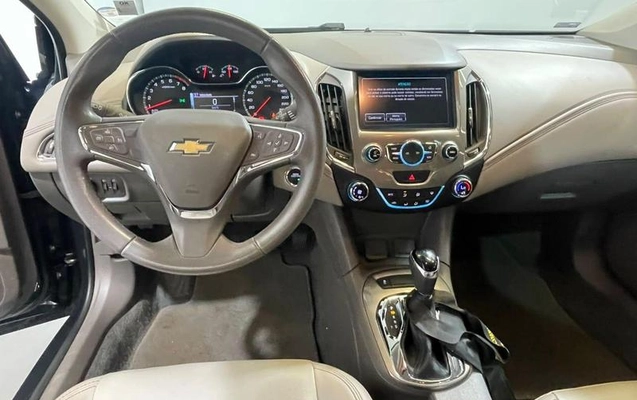 imagem-https://www.socarrao.com.br/sc-vehicle-images-prod/4256113/1791065277838-8536113_2_B_129cbbde30.jpeg