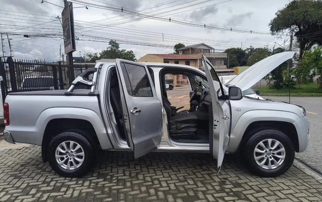 imagem-https://www.socarrao.com.br/sc-vehicle-images-prod/4256560/1790907775525-V2hhdHNBcHAgSW1hZ2UgMjAyNi0xMC0wMSBhdCAyMy4wNS4wNS5qcGVn.jpeg