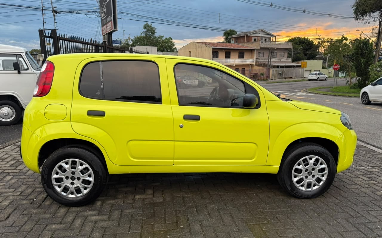 imagem-https://www.socarrao.com.br/sc-vehicle-images-prod/4256645/1790908808220-V2hhdHNBcHAgSW1hZ2UgMjAyNi0wOS0zMCBhdCAxOC4xOC4yMS5qcGVn.jpeg