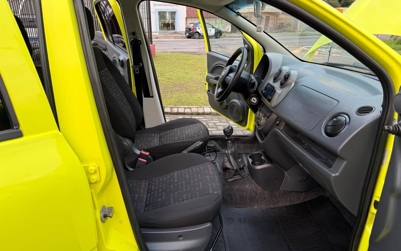 imagem-https://www.socarrao.com.br/sc-vehicle-images-prod/4256645/1790908808697-V2hhdHNBcHAgSW1hZ2UgMjAyNi0wOS0zMCBhdCAxOC4xOC4yMi5qcGVn.jpeg