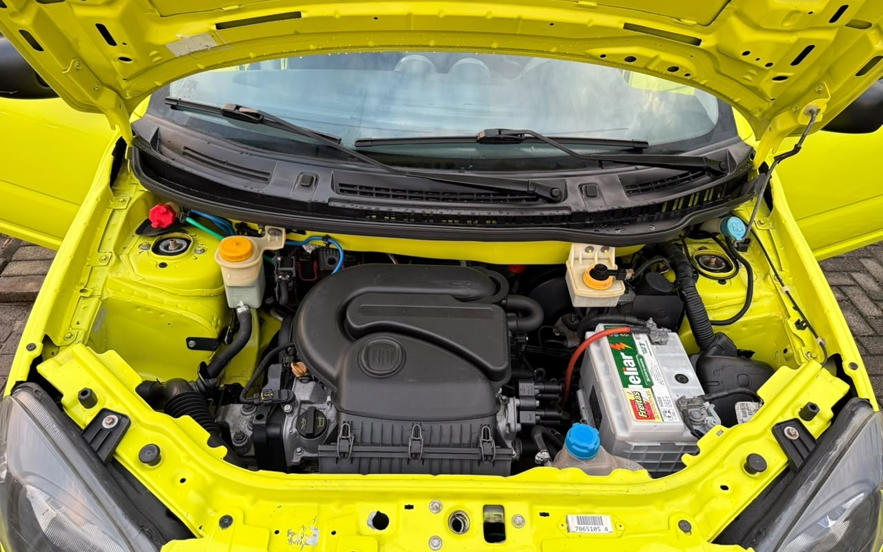 imagem-https://www.socarrao.com.br/sc-vehicle-images-prod/4256645/1790908808784-V2hhdHNBcHAgSW1hZ2UgMjAyNi0wOS0zMCBhdCAxOC4xOC4yMy5qcGVn.jpeg