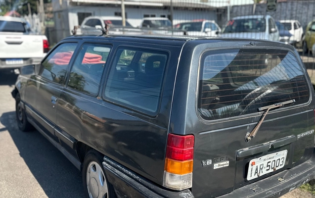 imagem-https://www.socarrao.com.br/sc-vehicle-images-prod/4259747/1790940178263-SU1HXzIwOTYuanBlZw.jpeg