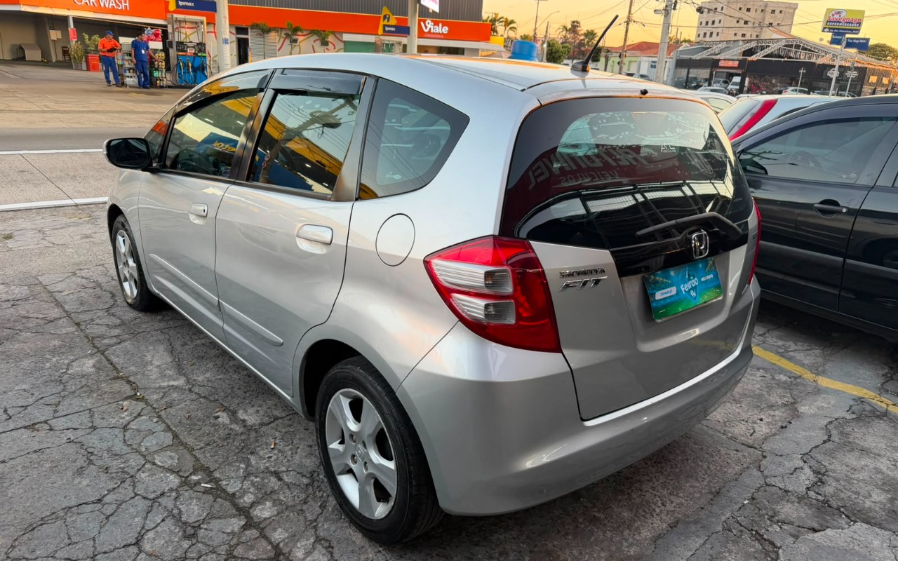 imagem-https://www.socarrao.com.br/sc-vehicle-images-prod/4259754/1790940728075-V2hhdHNBcHAgSW1hZ2UgMjAyNi0wNy0zMCBhdCAxNS4wNS4yMSAoMykuanBlZw.jpeg
