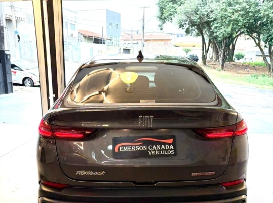 imagem-https://www.socarrao.com.br/sc-vehicle-images-prod/4259755/1790940732820-fHkDpNk1Jgljx1zIxfwq4eZq8HK0811R.jpg