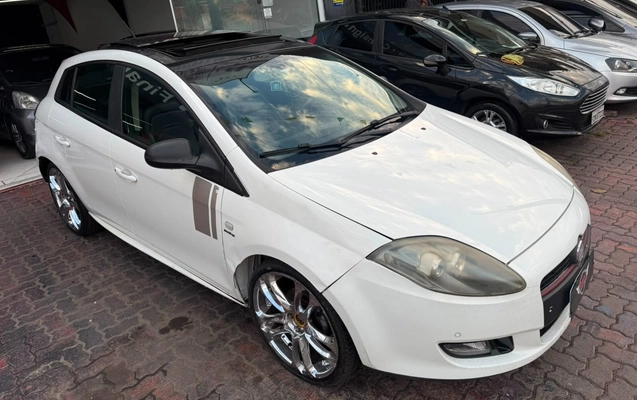 imagem-https://www.socarrao.com.br/sc-vehicle-images-prod/4259759/1790941091262-V2hhdHNBcHAgSW1hZ2UgMjAyNi0wNy0zMSBhdCAxNy40NS4zOCAoMykuanBlZw.jpeg
