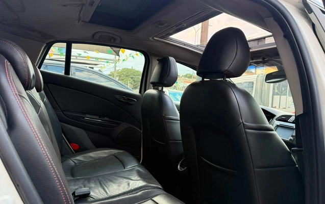 imagem-https://www.socarrao.com.br/sc-vehicle-images-prod/4259759/1790941092146-V2hhdHNBcHAgSW1hZ2UgMjAyNi0wNy0zMSBhdCAxNy40NS40MCAoMikuanBlZw.jpeg