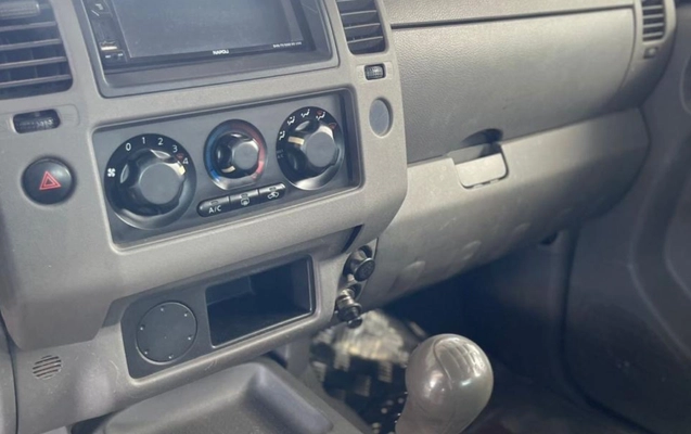 imagem-https://www.socarrao.com.br/sc-vehicle-images-prod/4259761/1790941204737-ZTEyYzhjZTItNTgzOC00MTcxLWJmYjYtNjEwOTQ5YmU0NDlhLmpwZWc.jpeg