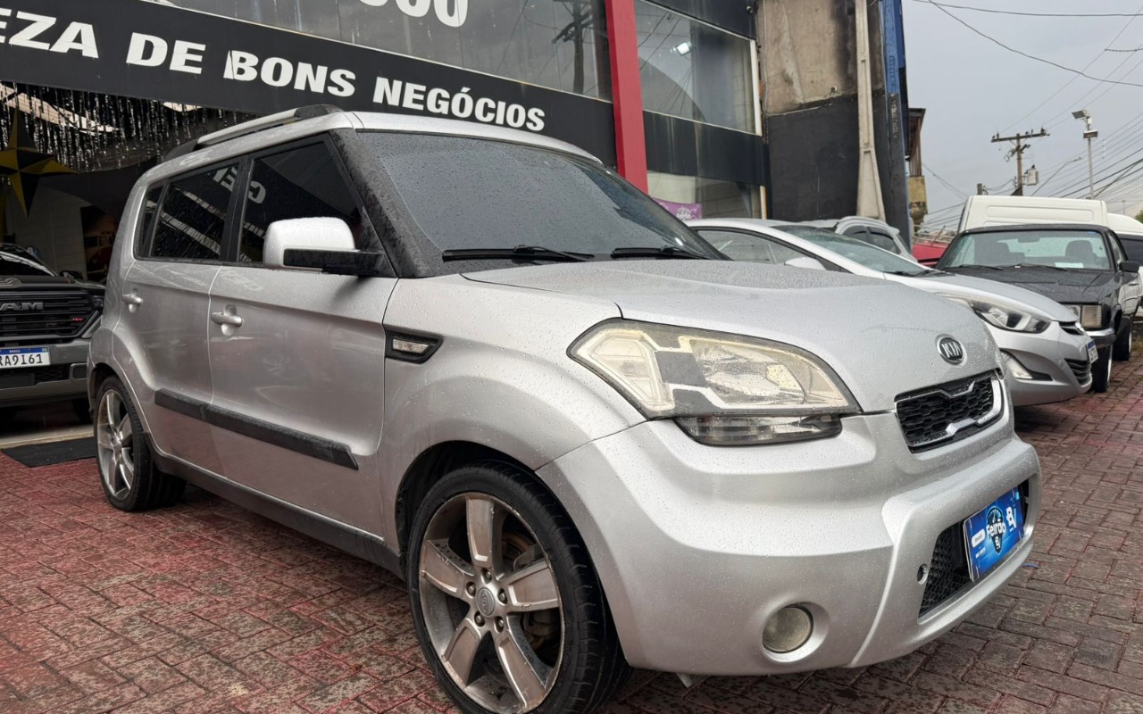 Kia SOUL 2011 Prata — foto 1 de 3