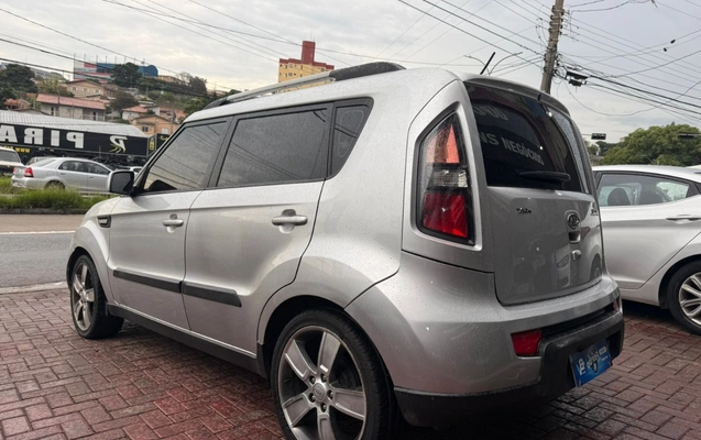 imagem-https://www.socarrao.com.br/sc-vehicle-images-prod/4259769/1790941831213-V2hhdHNBcHAgSW1hZ2UgMjAyNi0xMC0wMiBhdCAwOC40NS4zOSAoMSkuanBlZw.jpeg