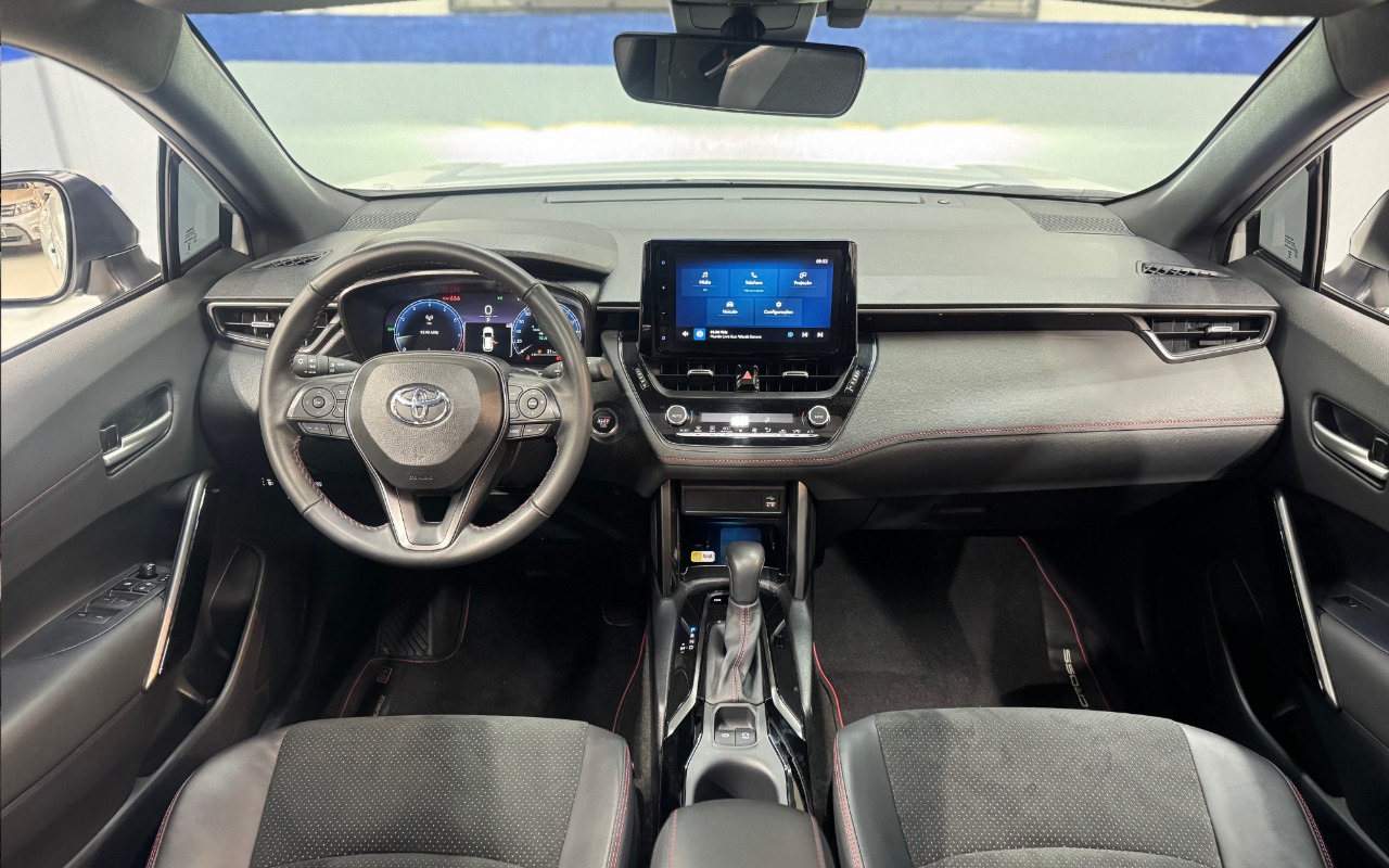 imagem-https://www.socarrao.com.br/sc-vehicle-images-prod/4259862/1790942446268-VE9ZT1RBIENPUk9MTEEgQ1JPU1MgR1JTIC0gQlJBTkNPIC0gMjAyNSAtIFRBUy0zQzUwICgxNCkucG5n.png