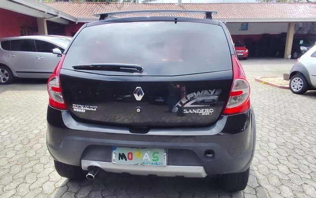 imagem-https://www.socarrao.com.br/sc-vehicle-images-prod/4259888/1791039615129-8535501_6_B_9623cd93b7.jpeg
