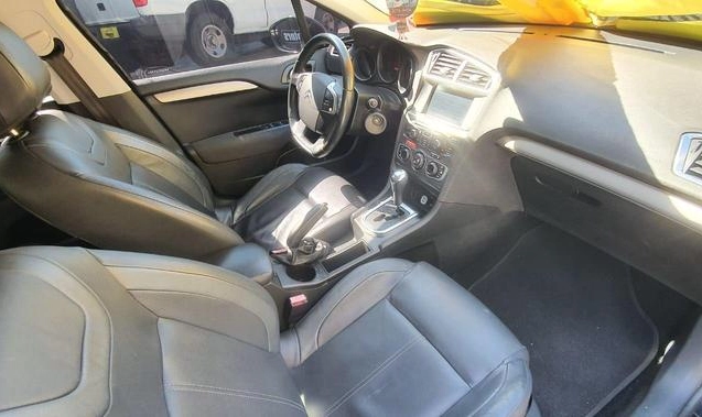 imagem-https://www.socarrao.com.br/sc-vehicle-images-prod/4260048/1790943380032-5895073_13_B_78d9ead8c3.jpeg