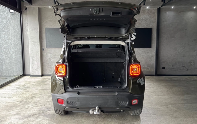 imagem-https://www.socarrao.com.br/sc-vehicle-images-prod/4260104/1790943445129-7e8461f7-033c-4a1a-a128-fed5784fbe2c.jpg