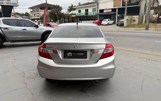 imagem-https://www.socarrao.com.br/sc-vehicle-images-prod/4260146/1790943529945-378d2b24a7d749c7b07cfbc703da0a25_1790942956659.jpg