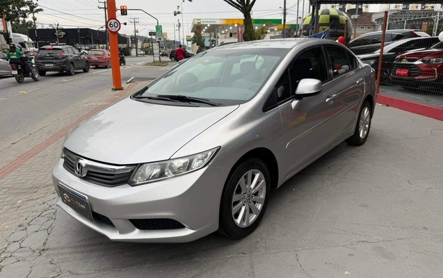 imagem-https://www.socarrao.com.br/sc-vehicle-images-prod/4260146/1790943529947-5478f665a6ba49649e7ee90250e0e167_1790942956669.jpg
