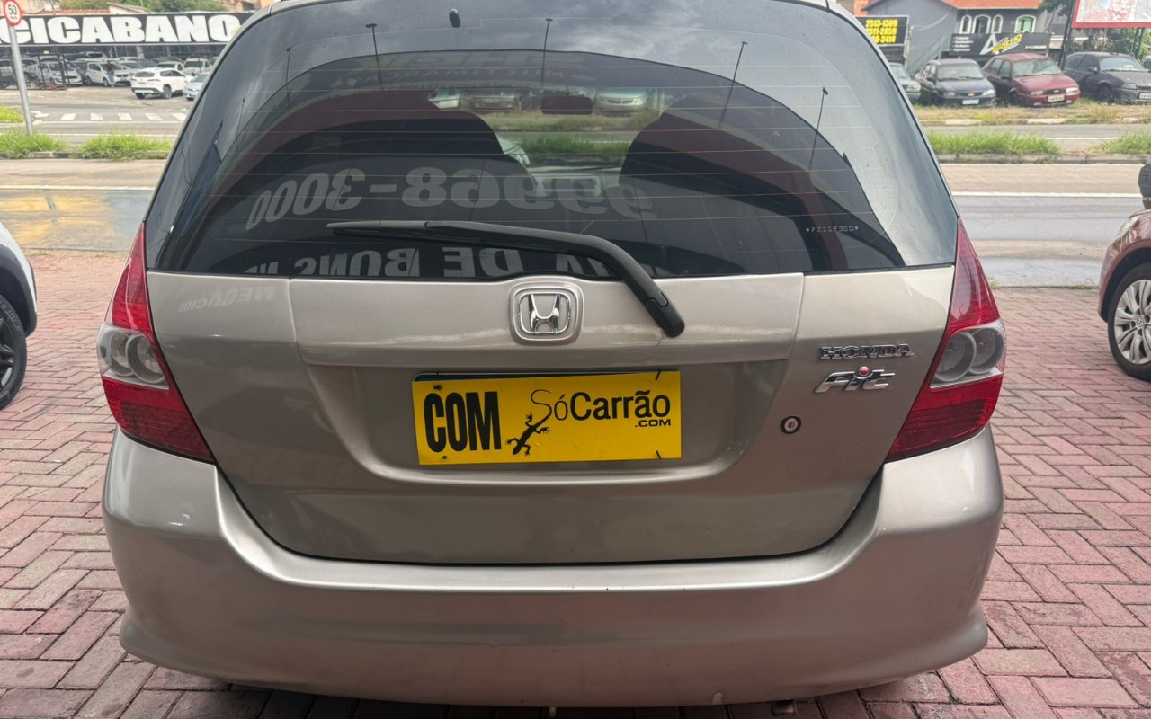 imagem-https://www.socarrao.com.br/sc-vehicle-images-prod/4260159/1790943767982-V2hhdHNBcHAgSW1hZ2UgMjAyNi0xMC0wMiBhdCAwOS4yMC4xOCAoMSkuanBlZw.jpeg