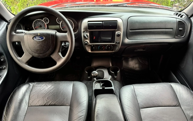 imagem-https://www.socarrao.com.br/sc-vehicle-images-prod/4260203/1790943896147-5be2f528-c4fb-44f1-ae5a-8b95041f2500.jpg