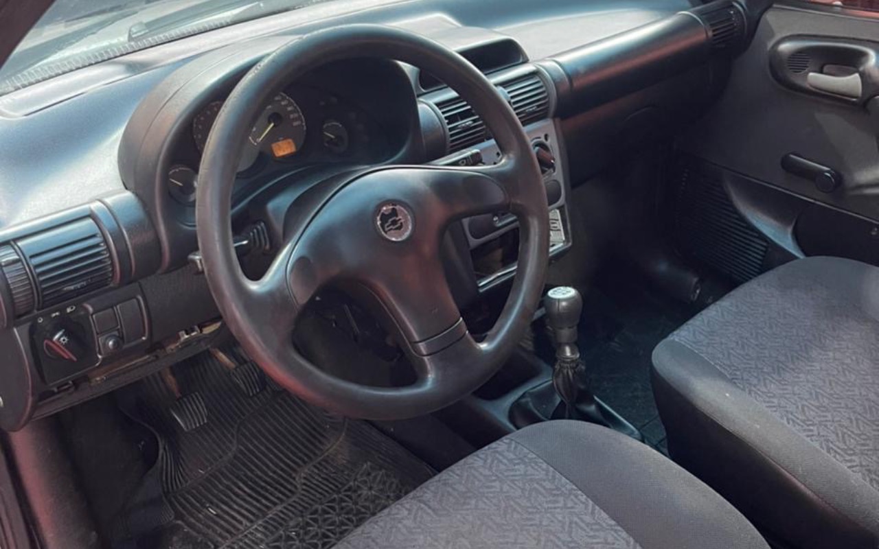 imagem-https://www.socarrao.com.br/sc-vehicle-images-prod/4260209/1790943955724-ZDllMzVhMjAtOWE2MS00YTZkLThjZDItZDkzZGIwYWNiNjNhLmpwZWc.jpeg