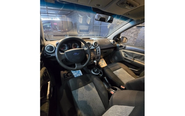 imagem-https://www.socarrao.com.br/sc-vehicle-images-prod/4260231/1790944004150-OC1kZTBkNzJmMTUxOWQ0MGU0ZDU5NWM1ZDNiZjNiNzYyNS5qcGc.jpg